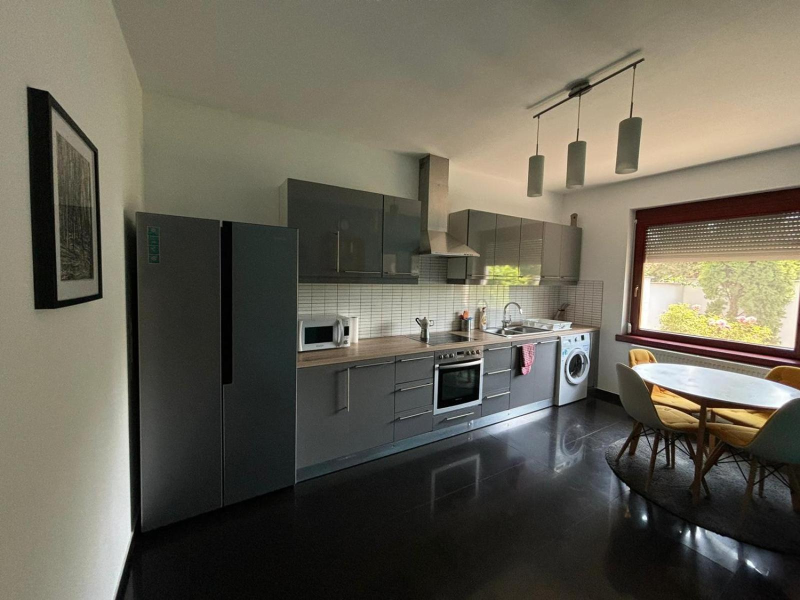 バヤLuxury Apartmanアパートメント エクステリア 写真