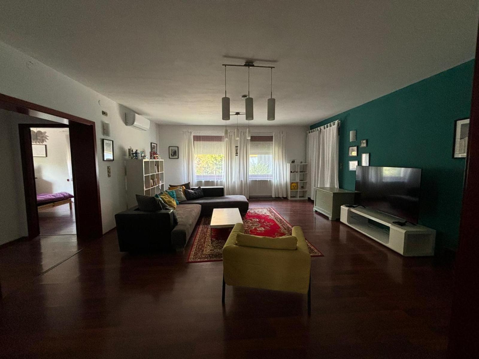 バヤLuxury Apartmanアパートメント エクステリア 写真